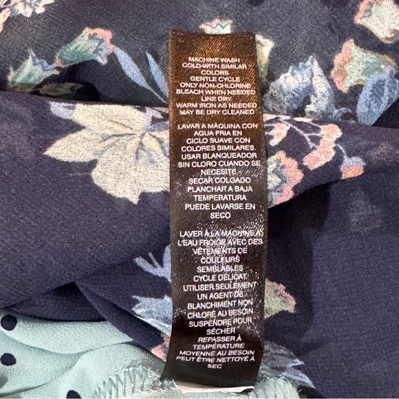 White House Black Market Blue Floral Camisole - Picture 10 of 12